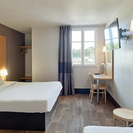Pres De Disneyland Paris Hotel 2*